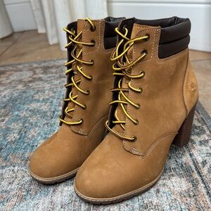 Timberland Ortholite‎ Tillston Tan Heeled Boots with Stacked Heel - 7.5